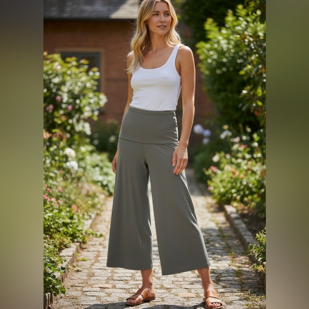 Lululemon Olive green Wide-Leg Women's Pants